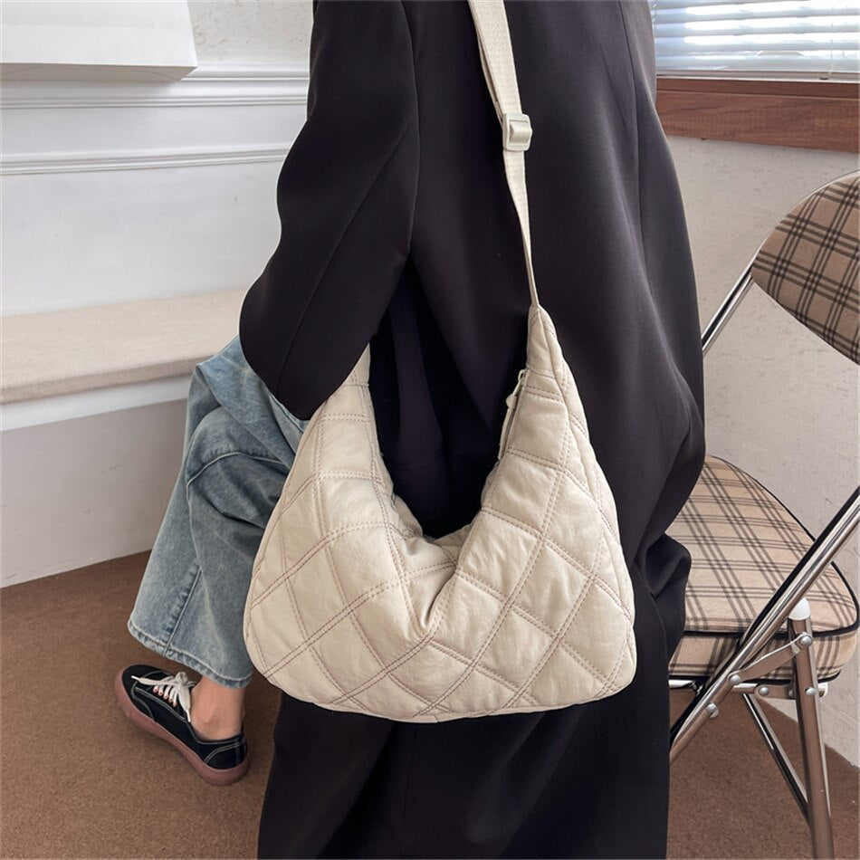 Selvane | Crossbody Bag - By Qivii