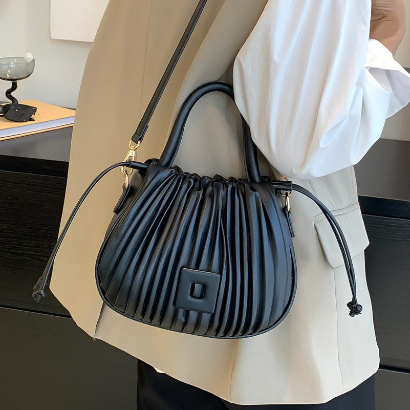 Orleá | Handbag - By Qivii