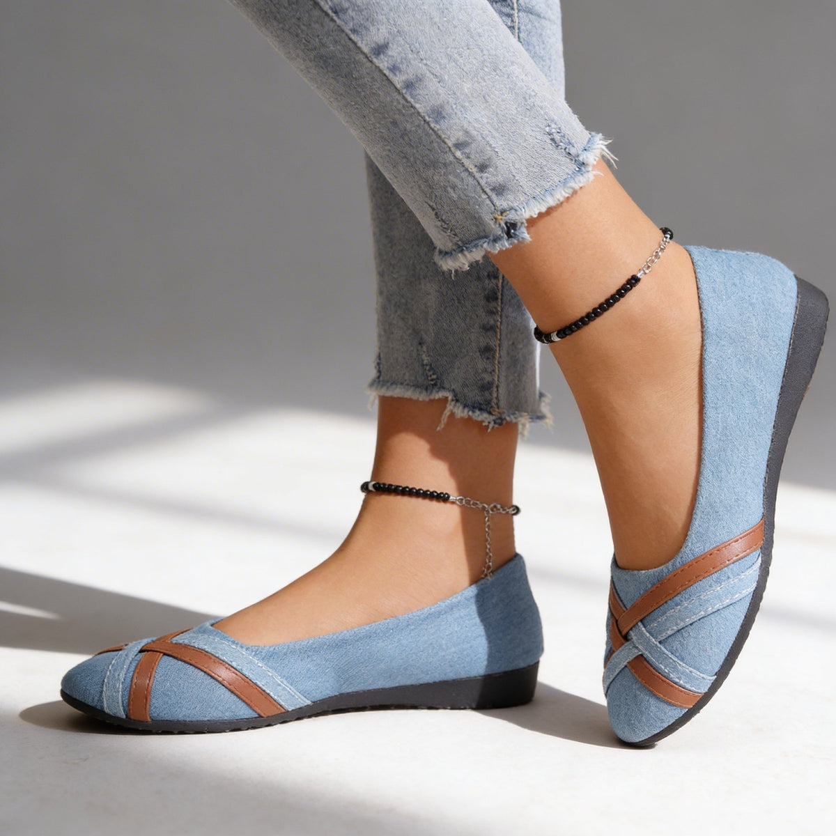 Tessa Canvas Soft Flats - By Qivii