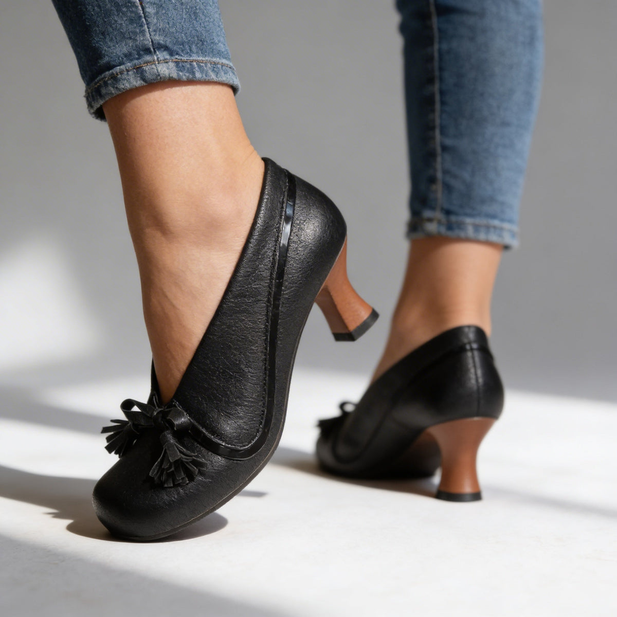Juliana Collar Pumps - By Qivii