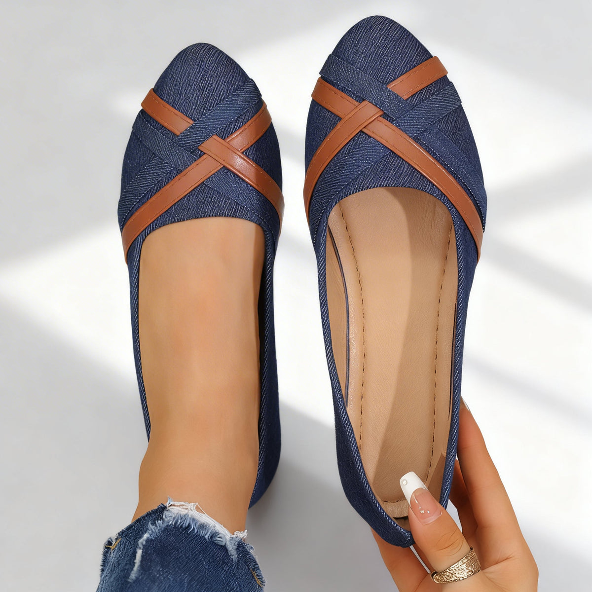 Tessa Canvas Soft Flats - By Qivii