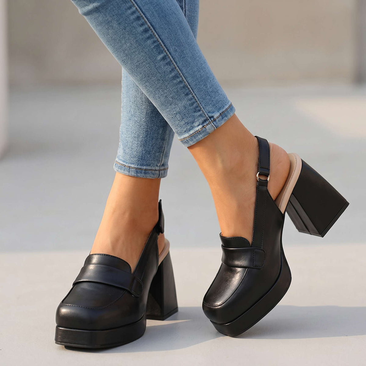 Alicia Slingback Heels - By Qivii
