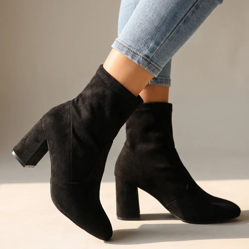 Harriet | Womens Fall Block Heel Boots - By Qivii