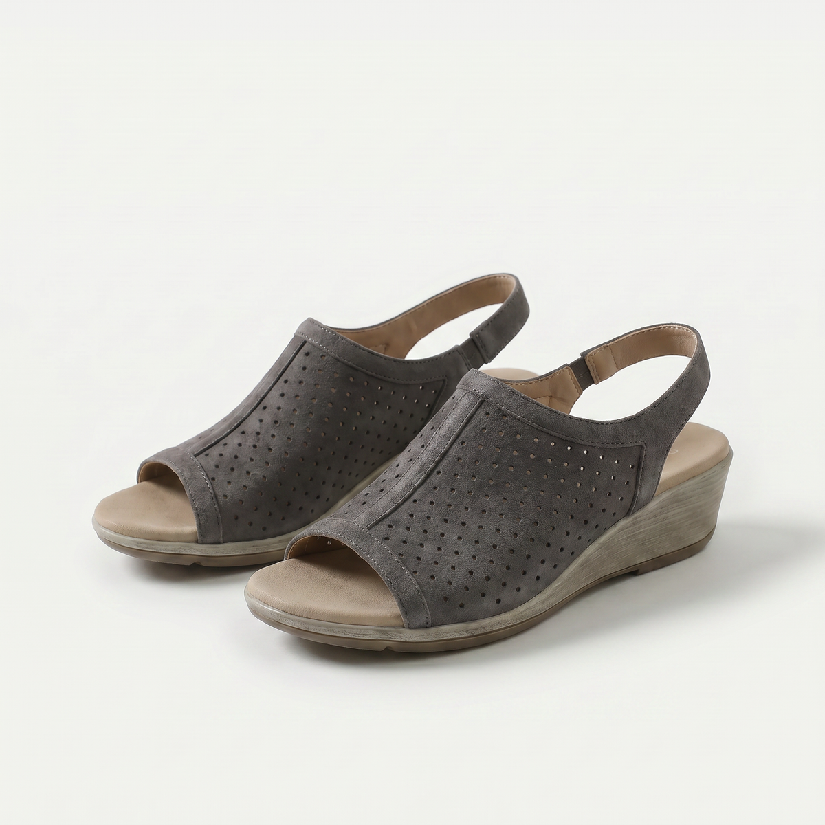 Hazel – Schimmernde Eleganz in metallic Platin - By Qivii