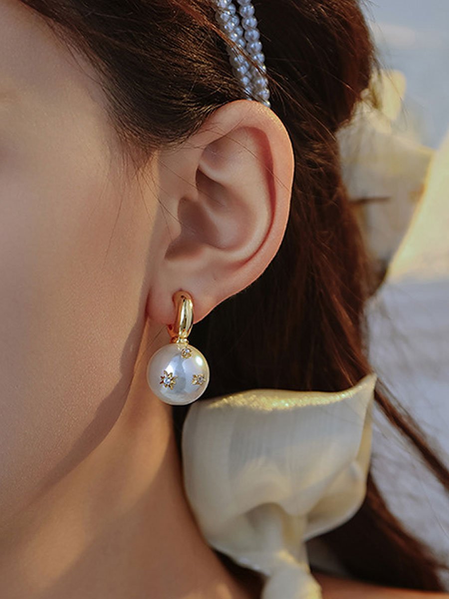 Vintage Pearl Earrings - By Qivii