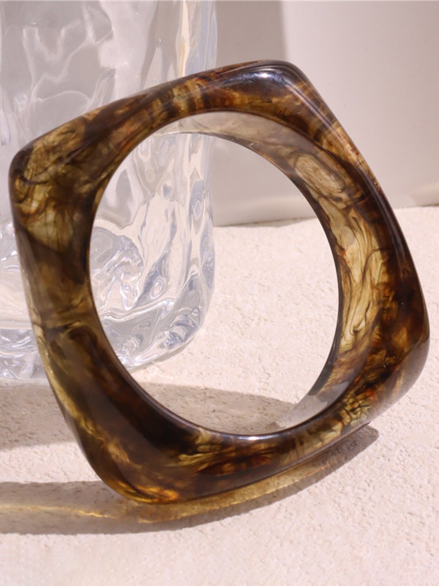 Fashionable Special-Shaped Resin Bracelet - By Qivii