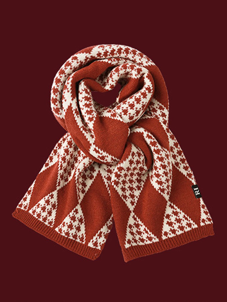 Stylish Vintage Red Christmas Knitted Scarf - By Qivii