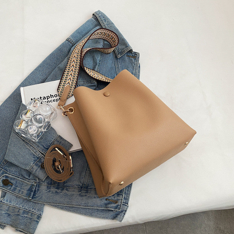Montelise | Crossbody Bucket Bag - By Qivii