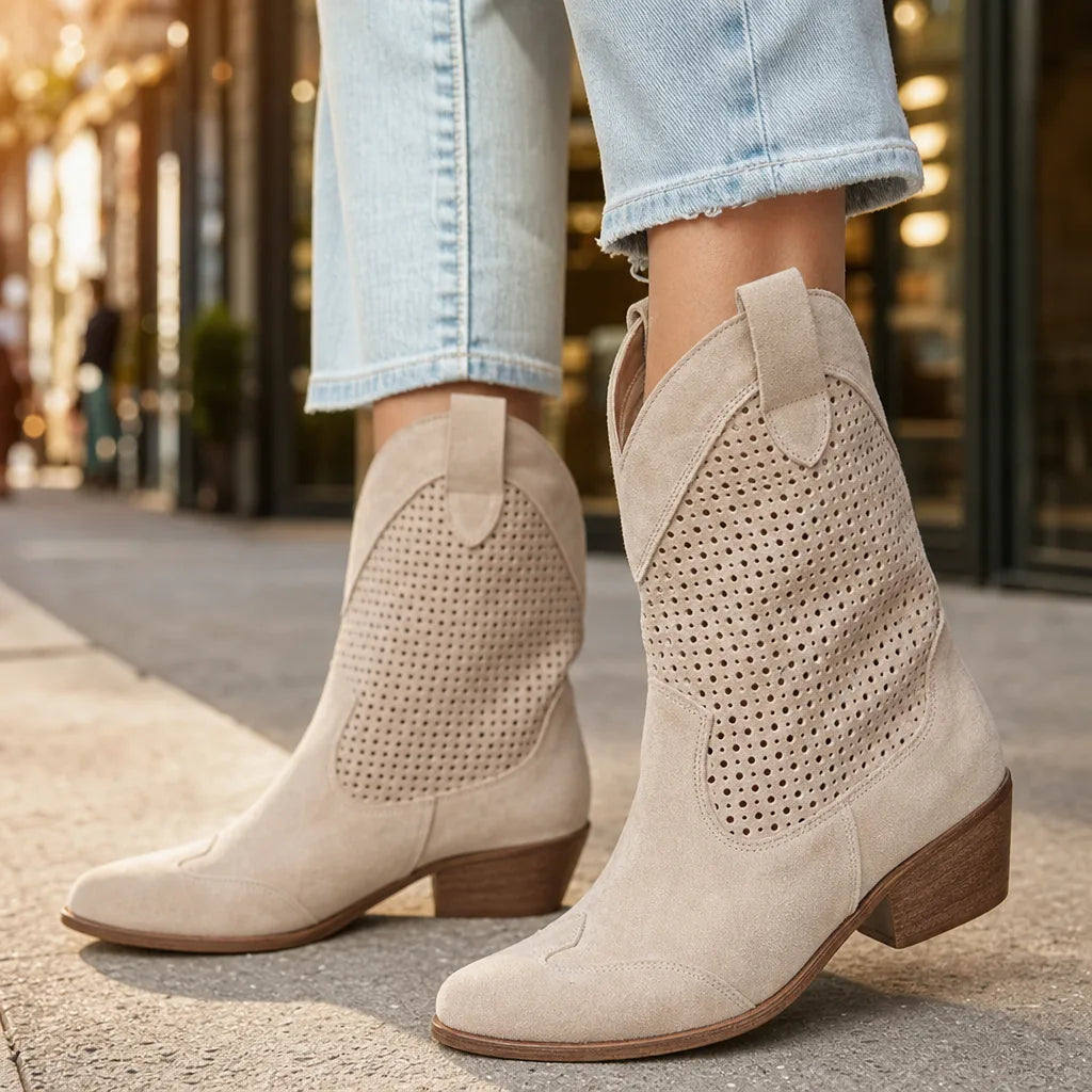 Landry Mid Heel Ankle Boots - By Qivii