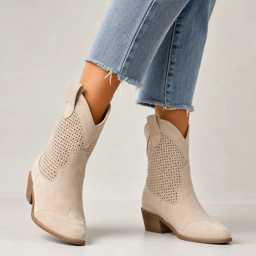 Landry Mid Heel Ankle Boots - By Qivii