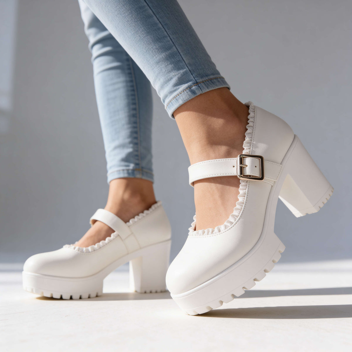 Bonnie Buckle Loafers - By Qivii