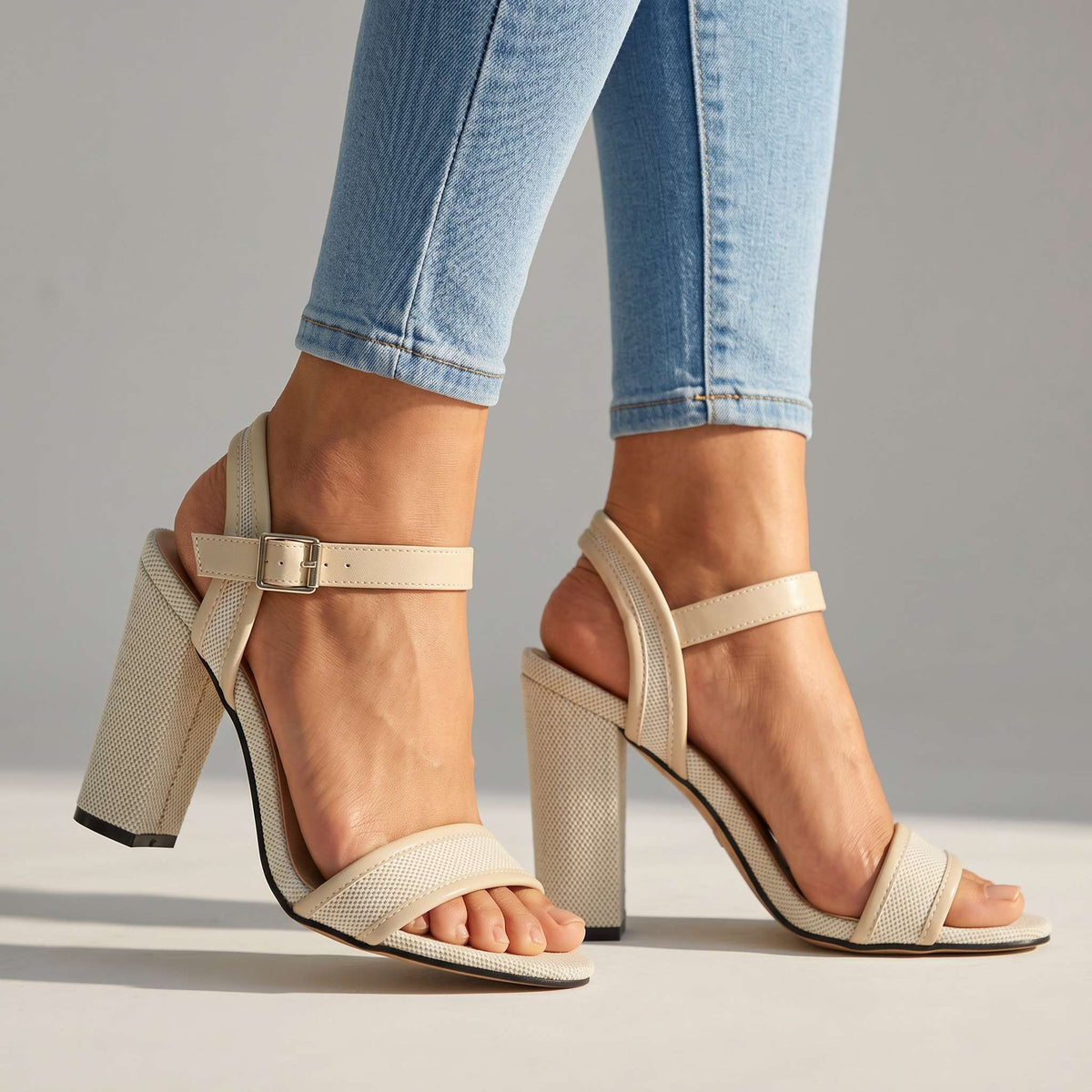 Angelica Bow Heels - By Qivii