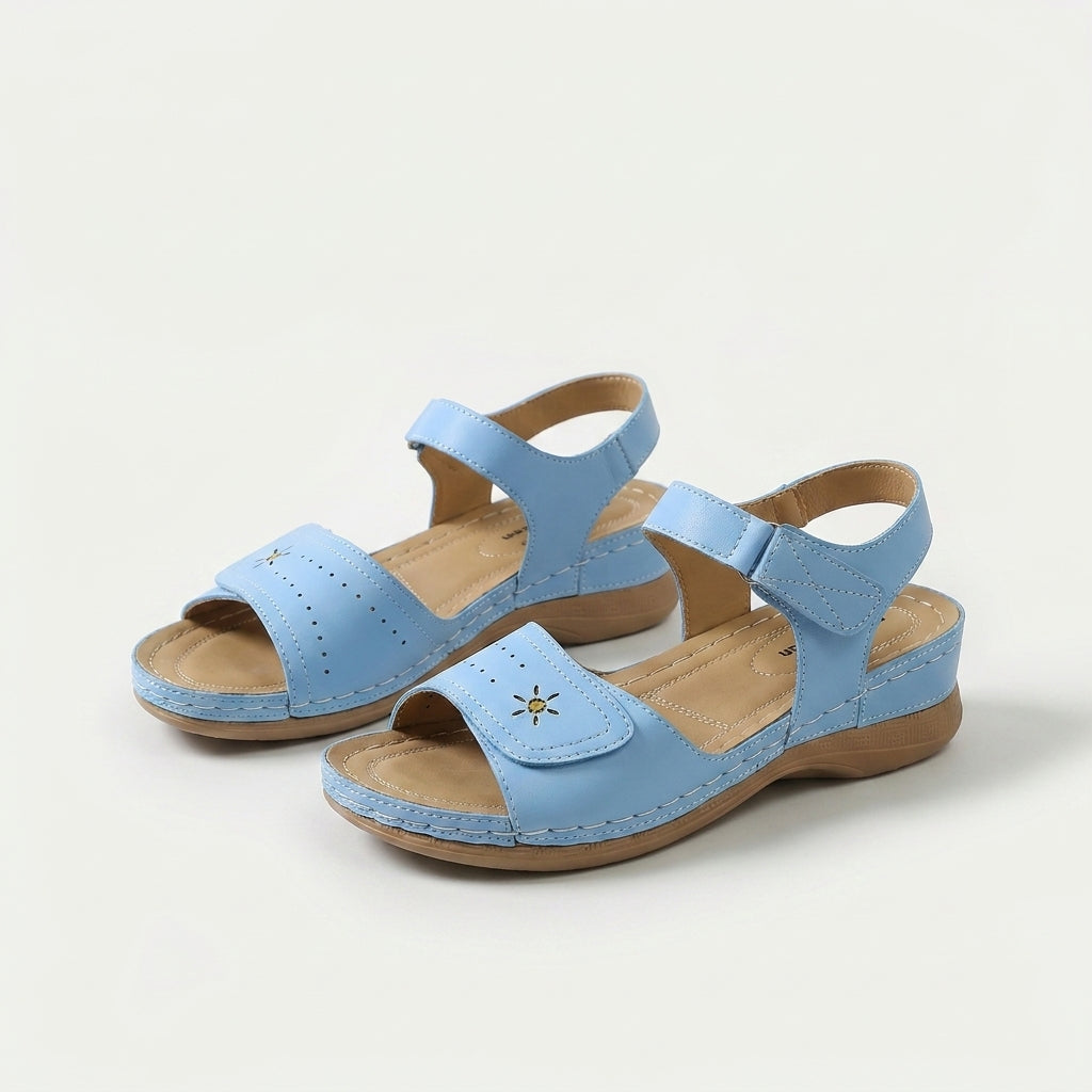 Liana - Leichte Sommer-Sandale mit Klettverschluss - By Qivii