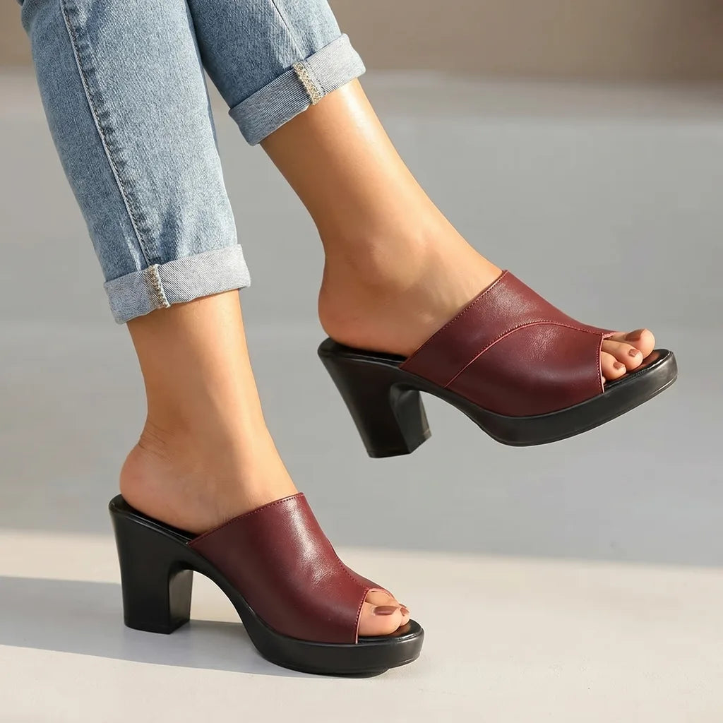 Tess Open Toe Slides - By Qivii