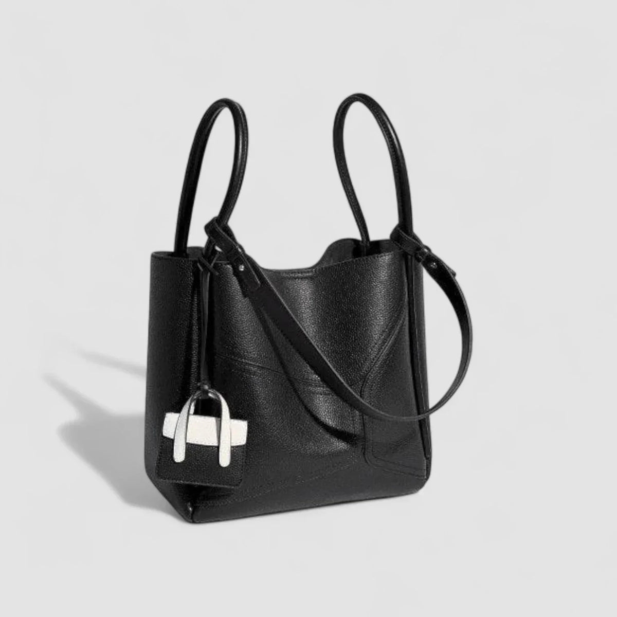 The Becca Tote Bag - By Qivii