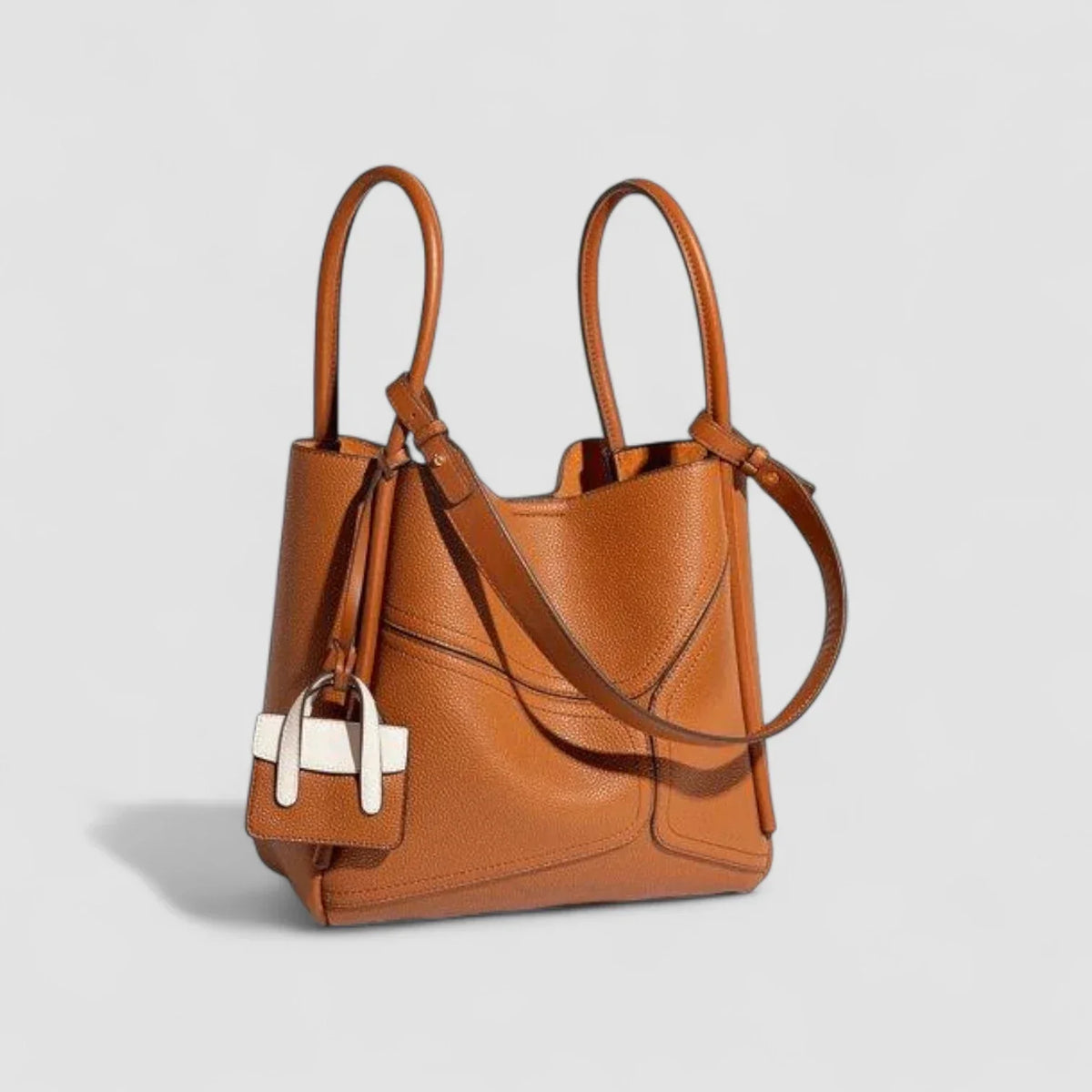 The Becca Tote Bag - By Qivii
