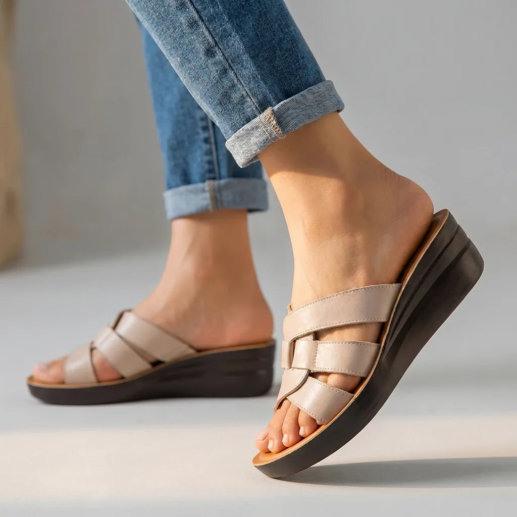 Tori Platform Sandals - By Qivii