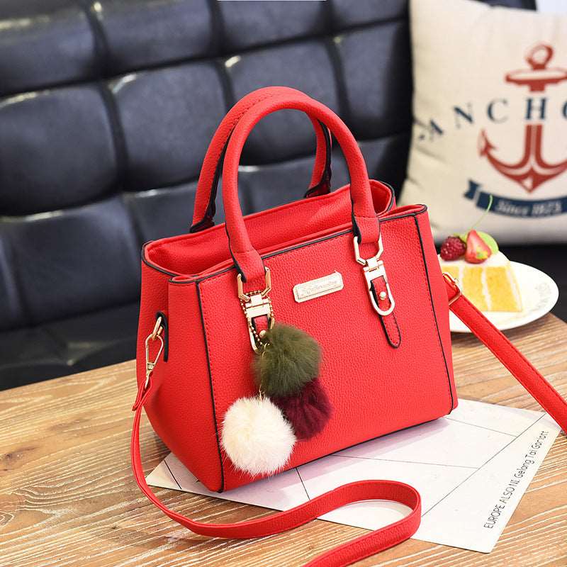 Women's Bulky Leather Shoulder Bag - By Qivii