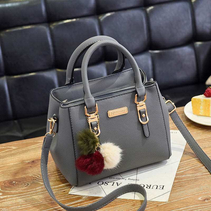 Women's Bulky Leather Shoulder Bag - By Qivii