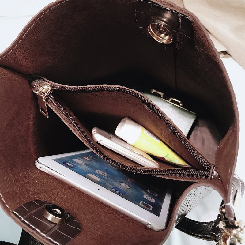Women's Retro Reptile Bucket Bag - By Qivii