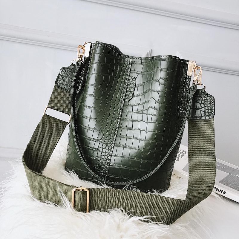 Women's Retro Reptile Bucket Bag - By Qivii