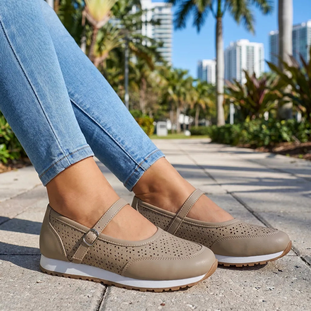 Zarah Strap Flats - By Qivii