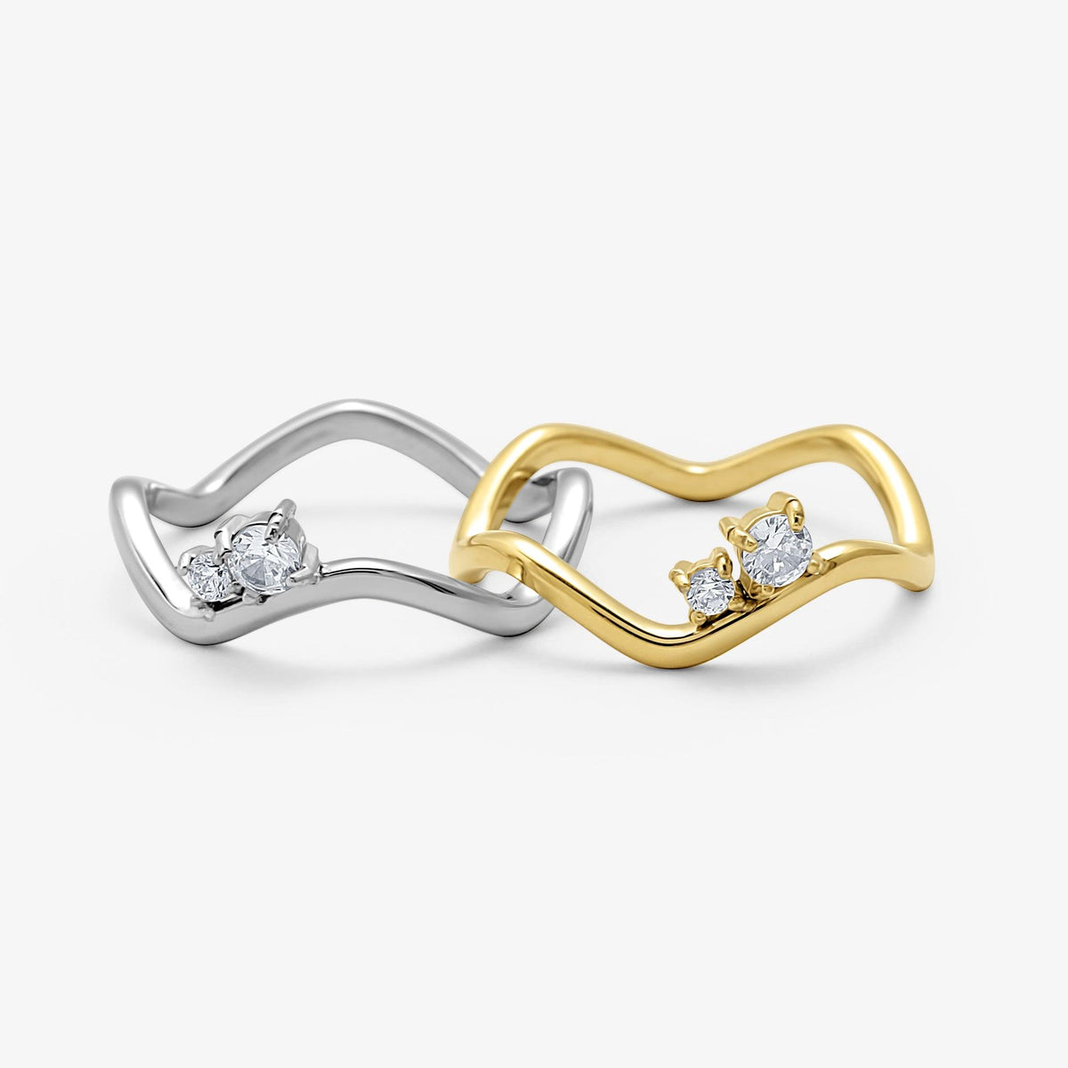 Shimmer Wave Ring | By Qivii