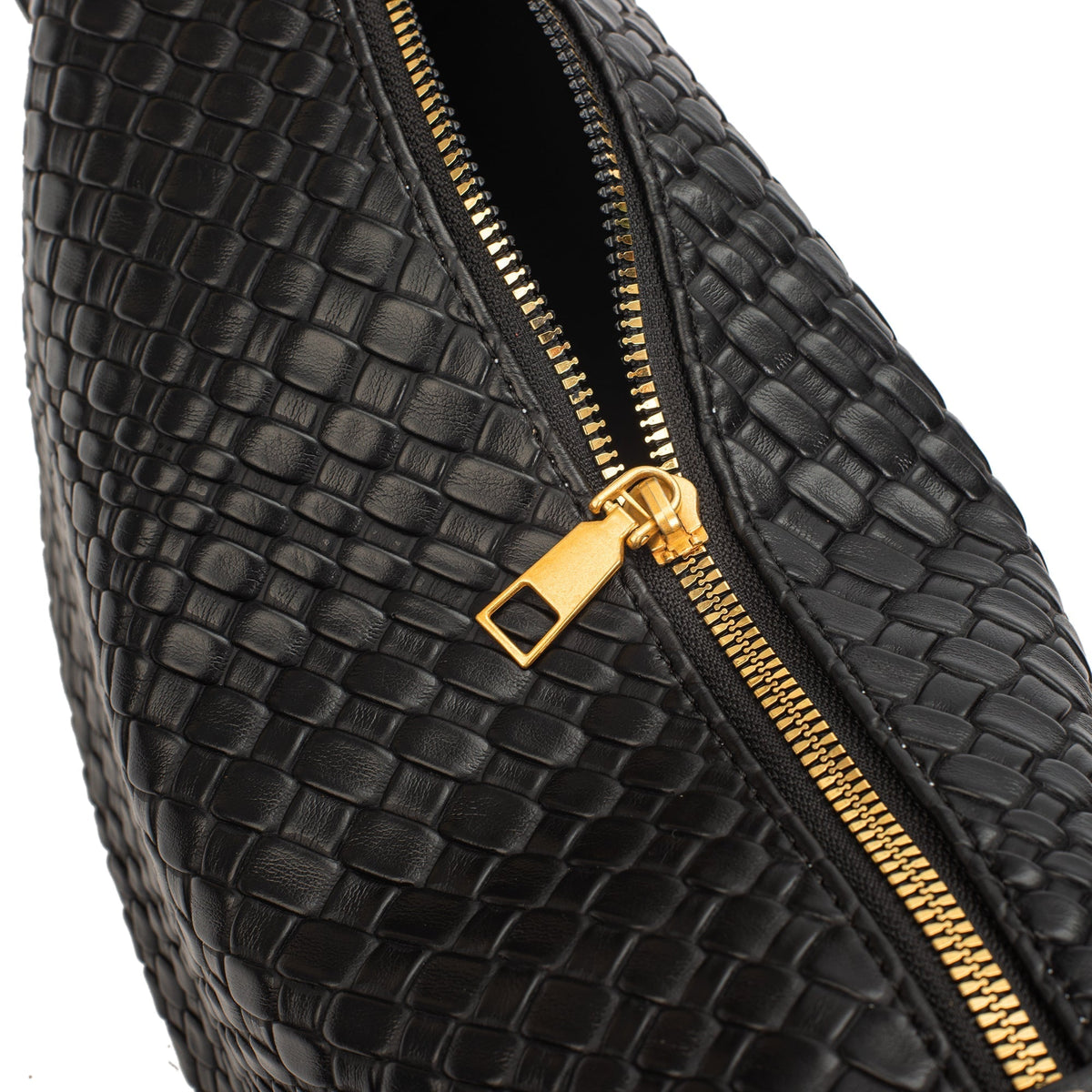 Cynha | Crossbody Bag  - By Qivii