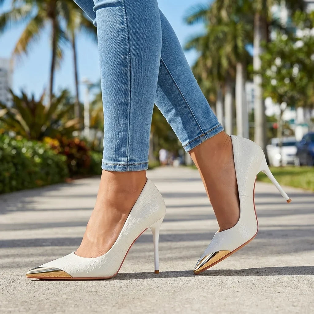 Diana Pointed Pumps  - By Qivii