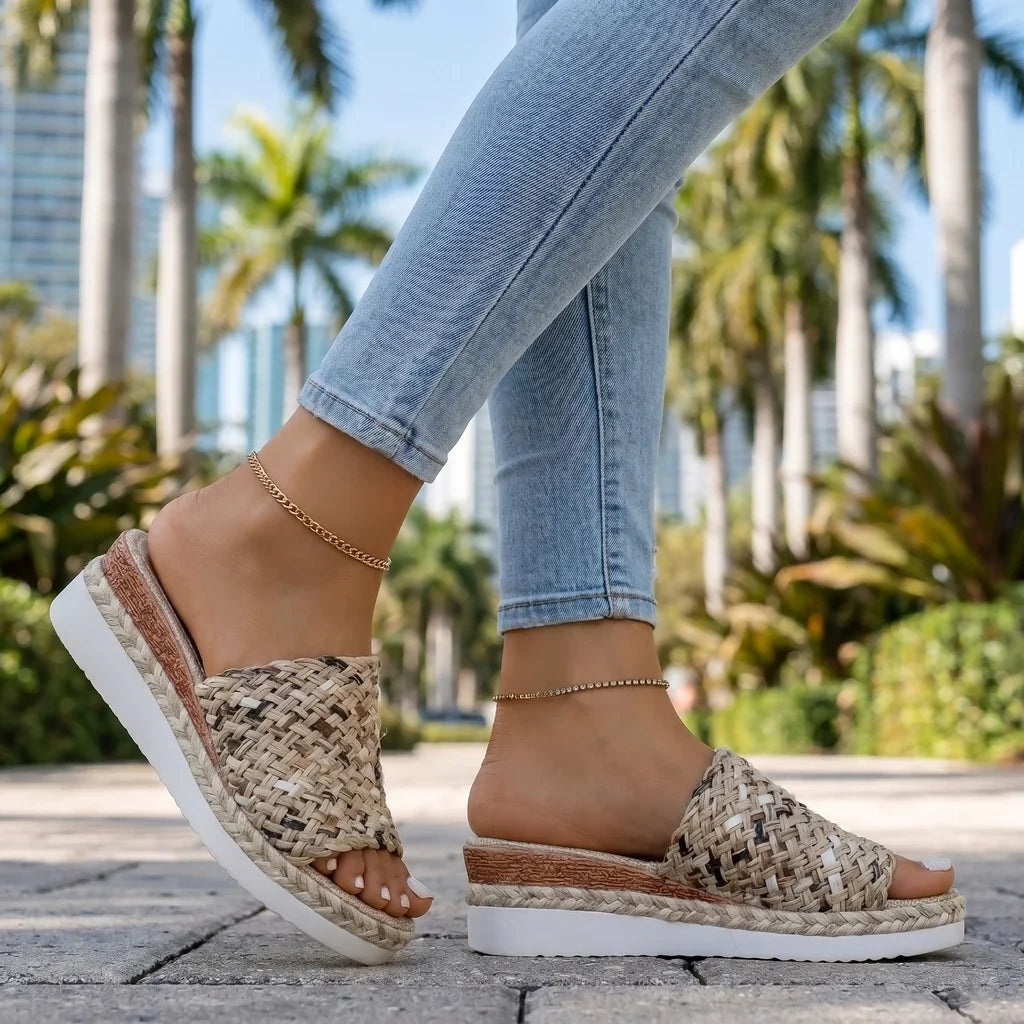Lena Rope Slides  - By Qivii