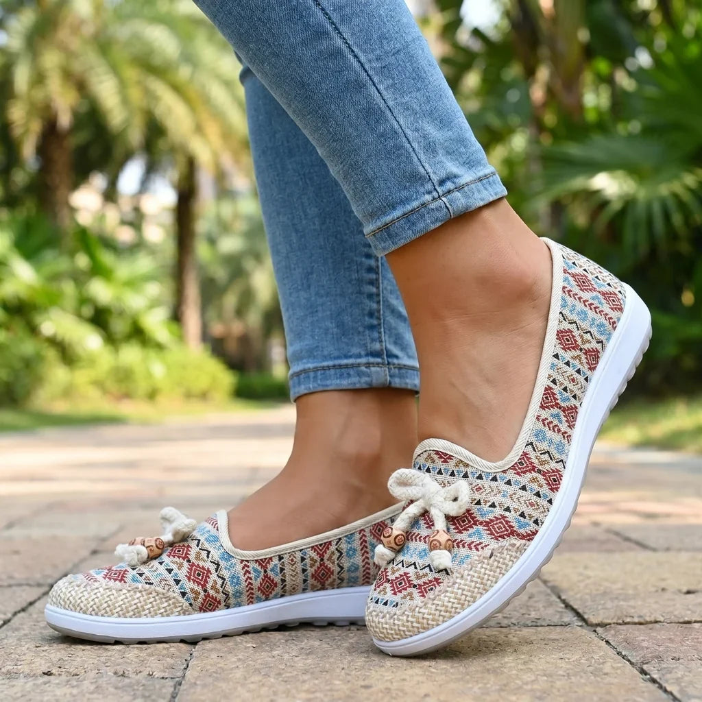 Enya Embroidered Flats  - By Qivii