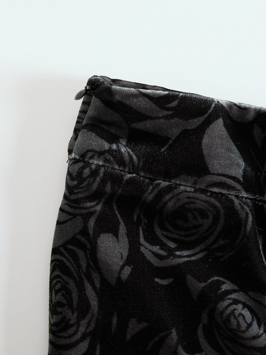 Black Rose Print A-line Velvet Skirt  - By Qivii