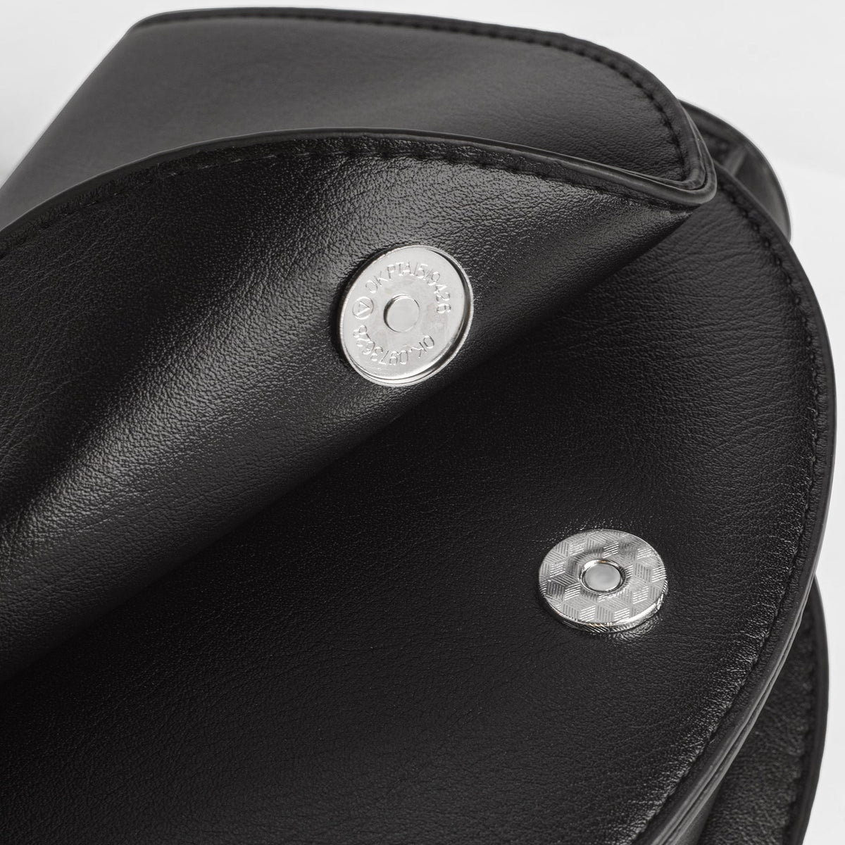 Virelle | Crossbody Bag  - By Qivii