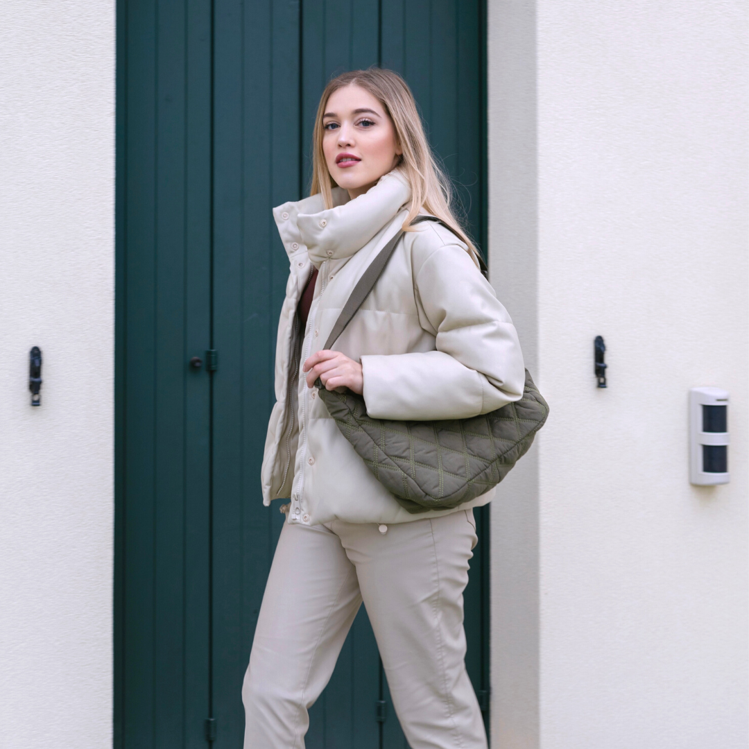 Selvane | Crossbody Bag  - By Qivii