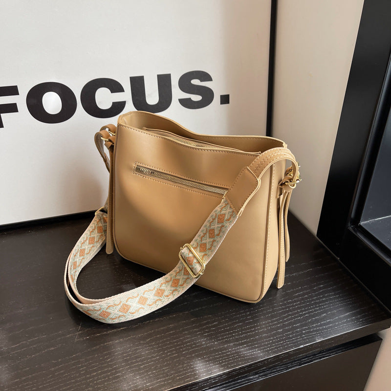 Marta | Crossbody Bag  - By Qivii