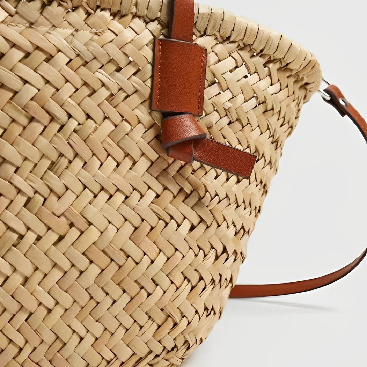 Hapah | Tote Bag  - By Qivii