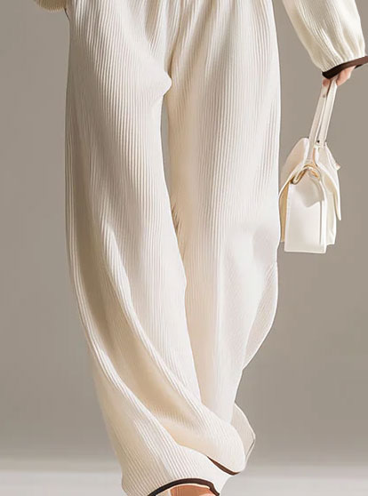 Elegant Color-blocked White Halter-neck Long-sleeved Knit Top And Pants Set  - By Qivii