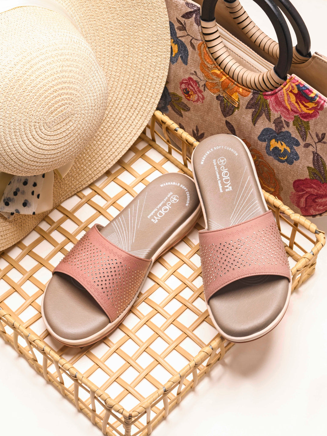 Astrid Flats