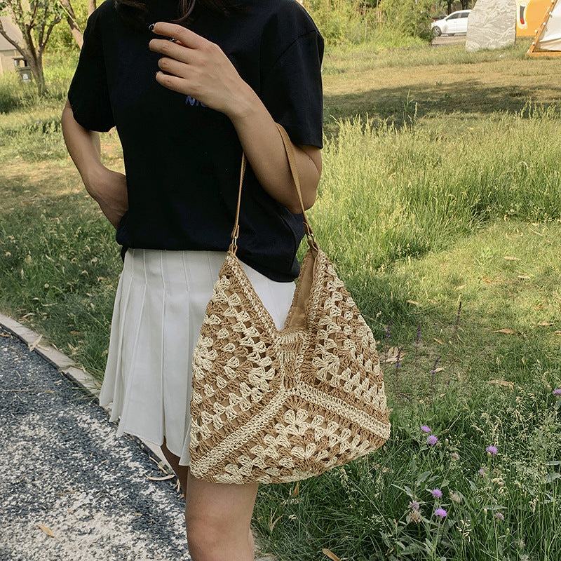 Blana | Tote Bag  - By Qivii
