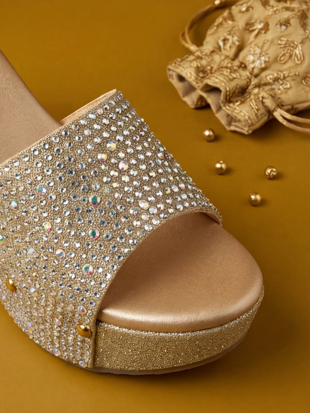 Noor Heels