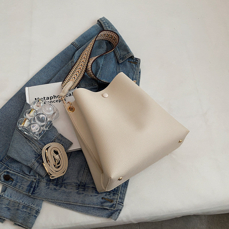 Montelise | Crossbody Bucket Bag  - By Qivii