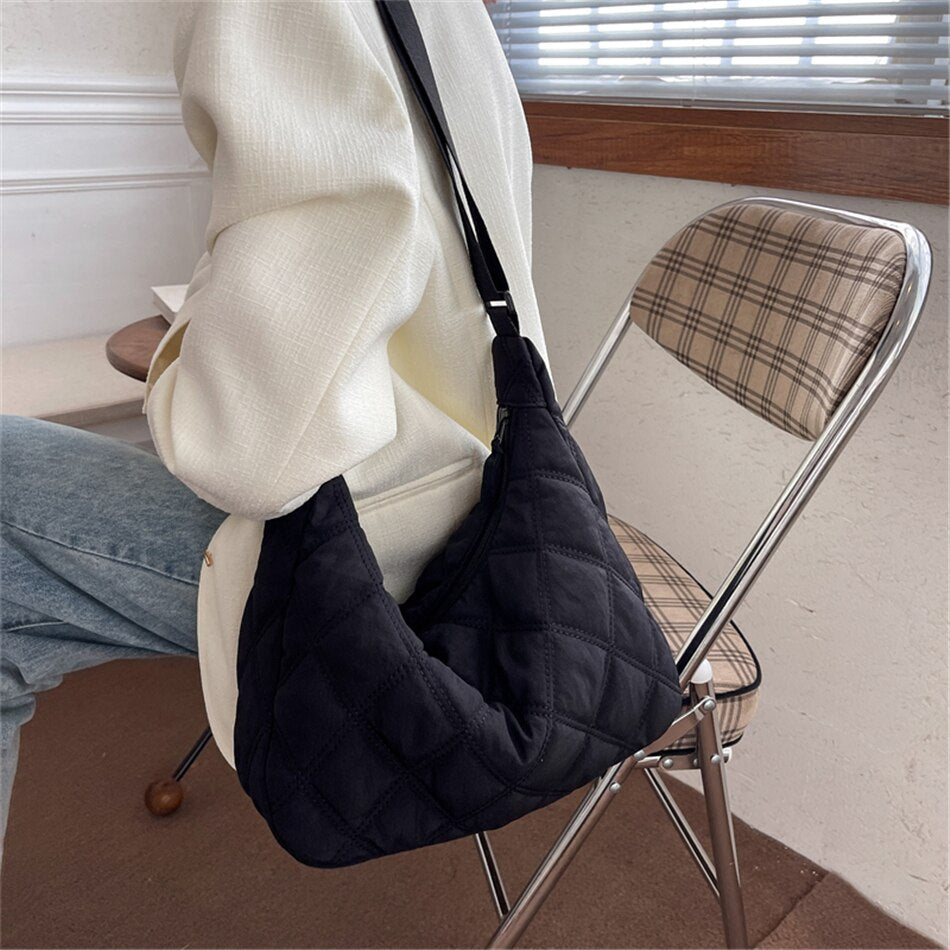 Selvane | Crossbody Bag  - By Qivii