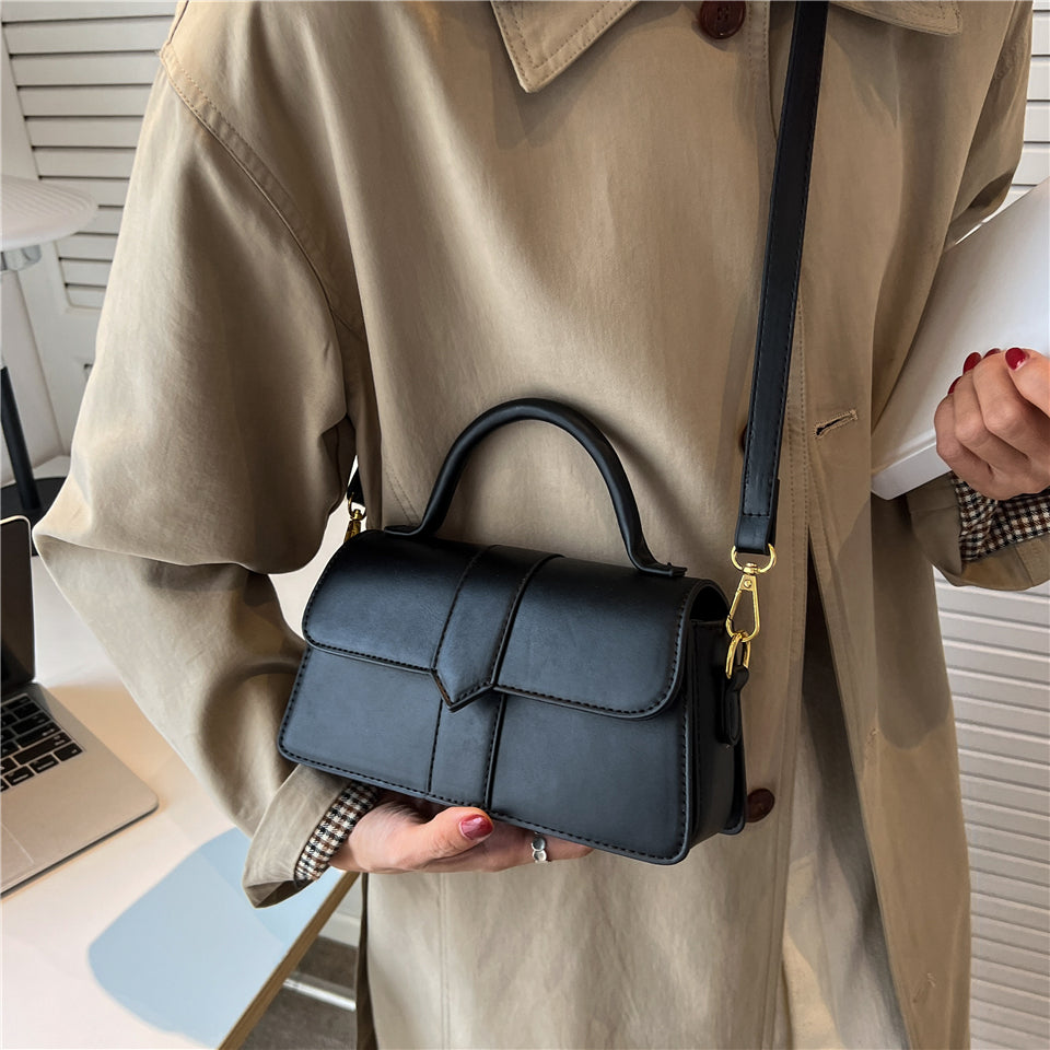 Arlisse | Crossbody Bag  - By Qivii