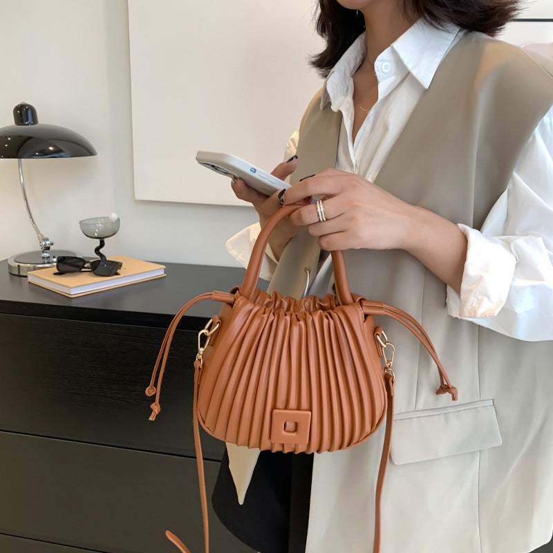 Orleá | Handbag  - By Qivii