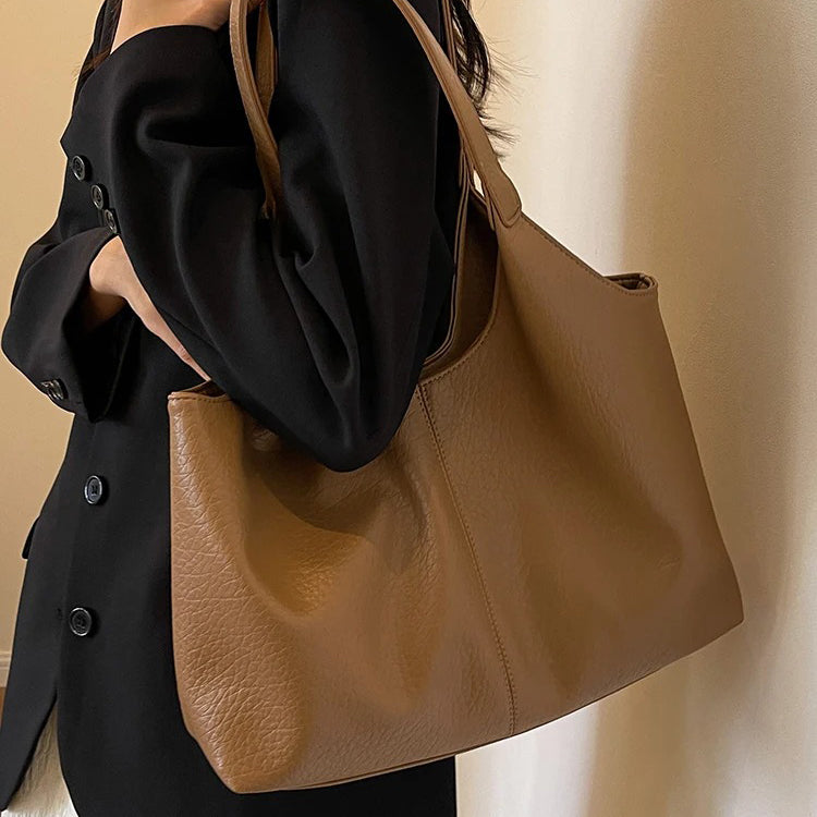 Nalah | Tote Bag  - By Qivii