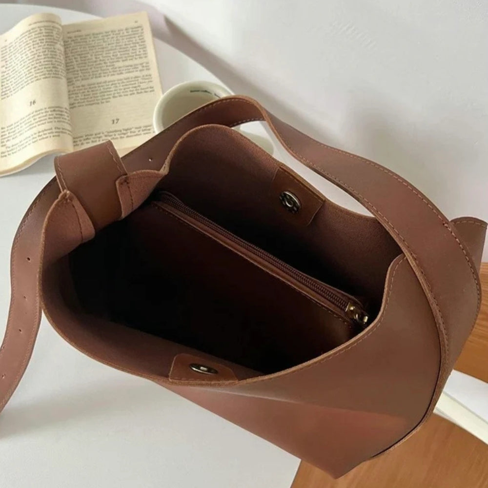 Ganna | Shoulder Bag  - By Qivii