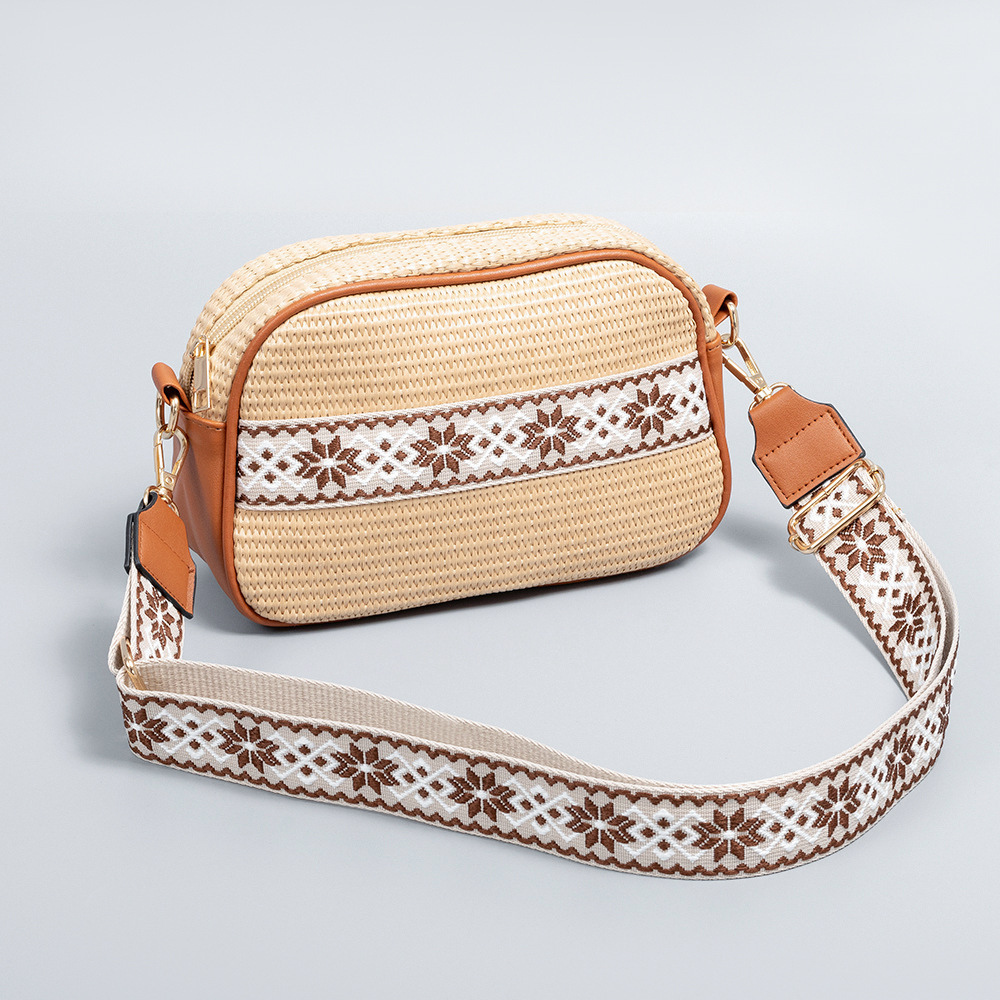 Auma | Crossbody Bag  - By Qivii