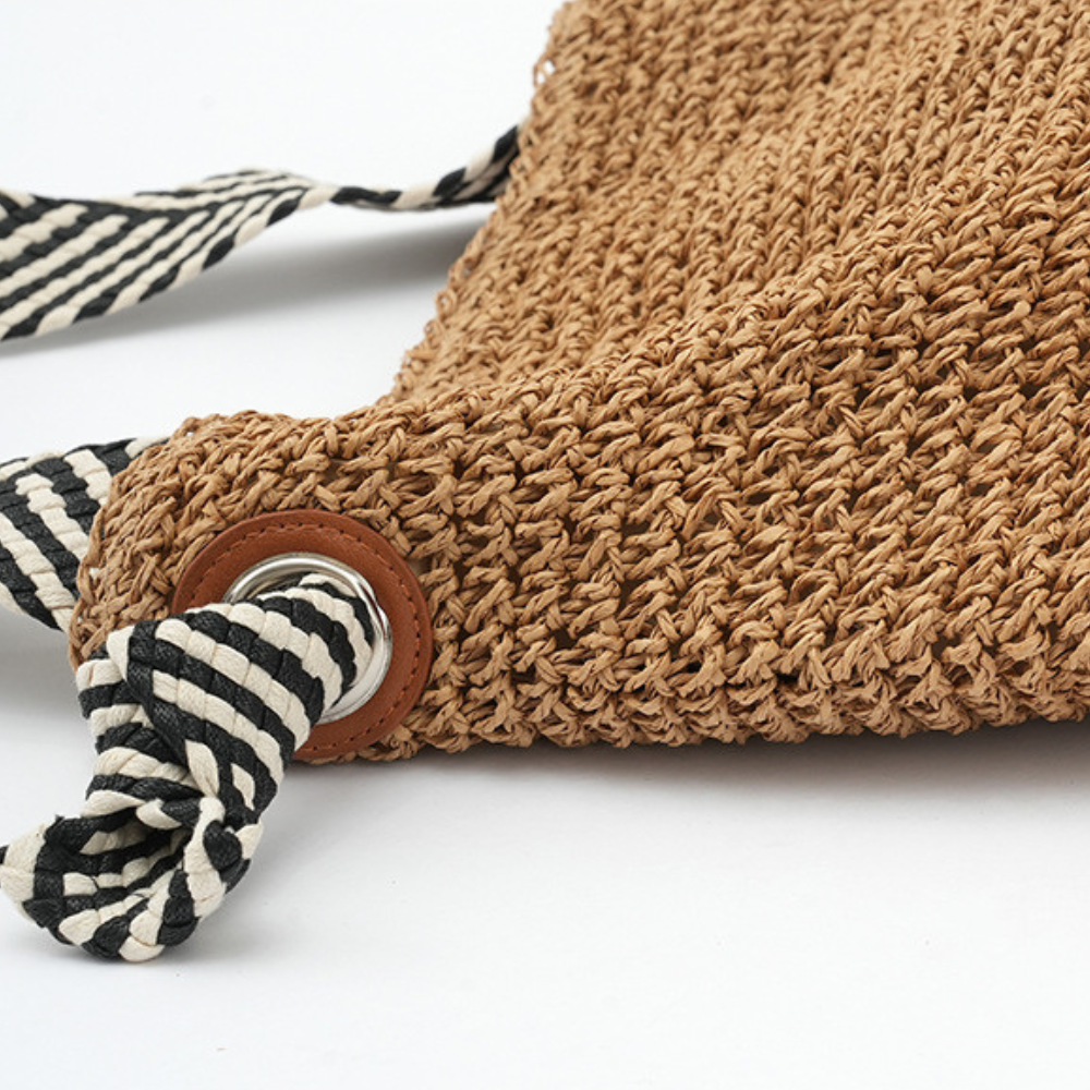 Namah | Shoulder Bag  - By Qivii
