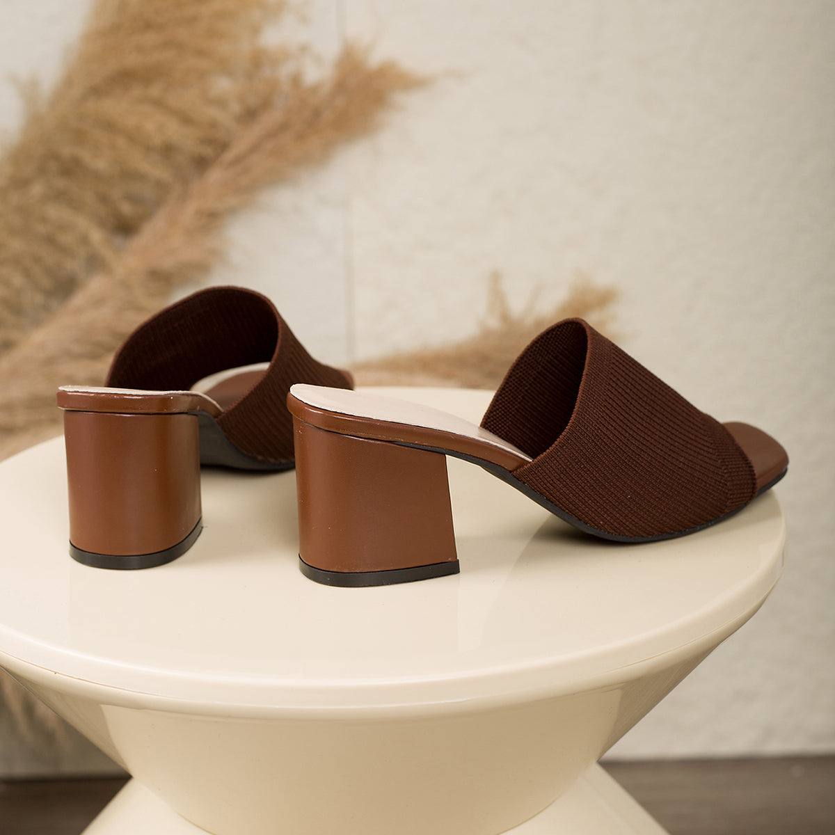 Elviro Heels  - By Qivii