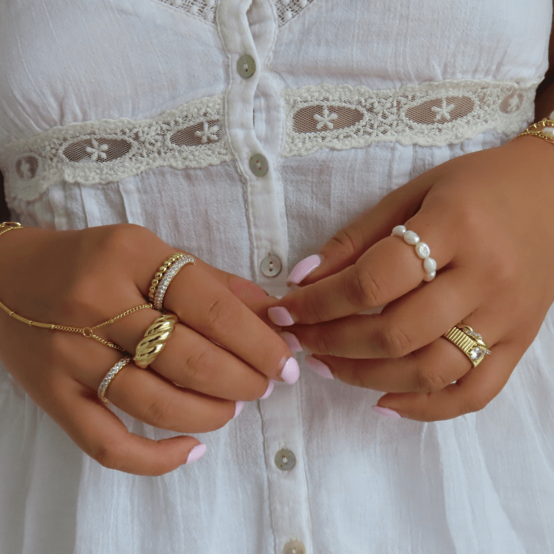 Dotted Ring | By Qivii